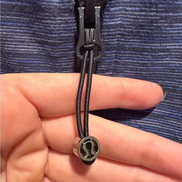 Lululemon lightweight, scuba jacket - Picture 2 of 3